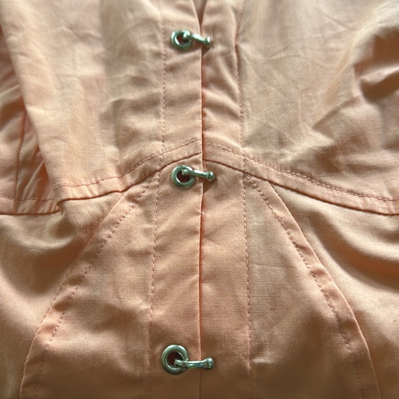 NWT Women’s Button Down Shirts - Picture 9 of 11